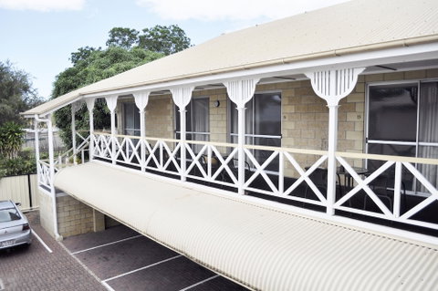 Alexandra Park Motor Inn - Accommodation Rockhampton 2