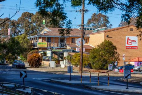 Aussie Settler Motel - Accommodation Rockhampton 0