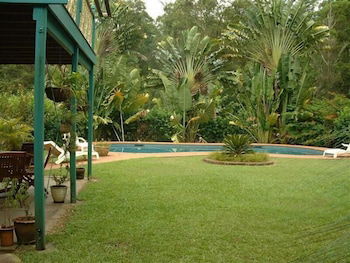 Riviera Bed And Breakfast - Accommodation Rockhampton 4