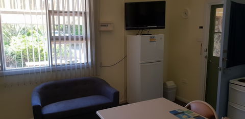 Modra's Apartments - Accommodation Rockhampton 5