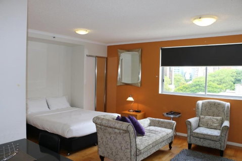Frisco Apartments - Accommodation Rockhampton 6