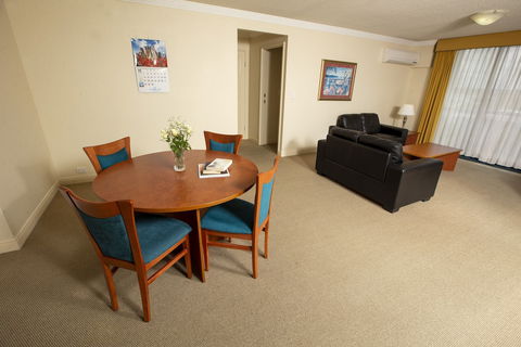 Springwood Tower Apartment Hotel - Accommodation Rockhampton 6