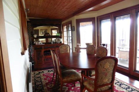 The Old School Bed & Breakfast - Accommodation Rockhampton 3