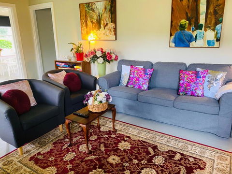 Bush Retreat Farm House - Accommodation Rockhampton 2