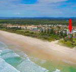 Blue Pacific 2 Across the road from Pippi Beach - Accommodation Rockhampton