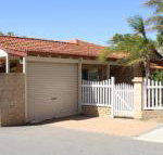 Geraldton Luxury Retreat 2 with free Netflix - Accommodation Rockhampton