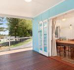 The Blue House flat walk to river  beach - Accommodation Rockhampton