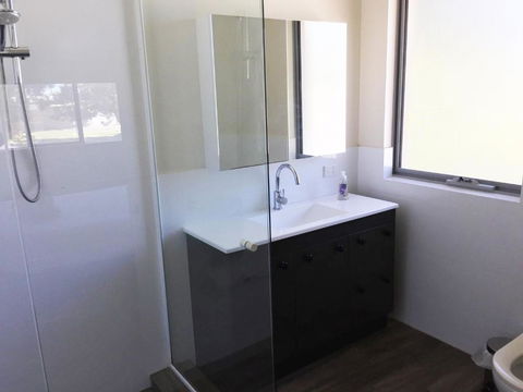 Blue Sky Apartment - Accommodation Rockhampton 6