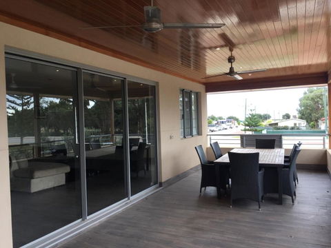 Blue Sky Apartment - Accommodation Rockhampton 1