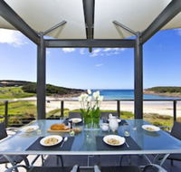 Sails on the Beachfront Exclusive Seaside Home - Accommodation Rockhampton
