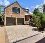Salt Wood Cabin style retreat - Accommodation Rockhampton