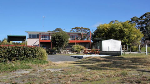 BAY Of FIRES SEACHANGE Ocean Frontage - Accommodation Rockhampton 6