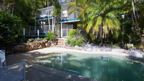 Utopia Beach House - Accommodation Rockhampton 6