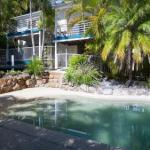 Utopia Beach House - Accommodation Rockhampton 0