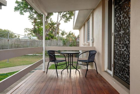 Southside Central Unit - Accommodation Rockhampton 5
