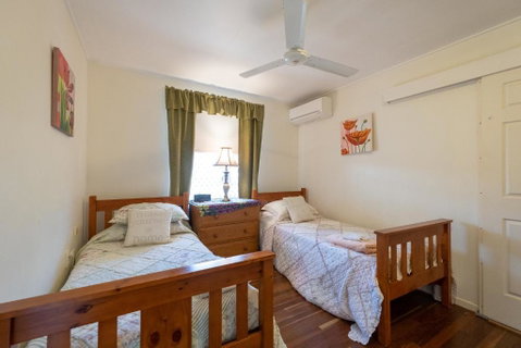 Southside Central Unit - Accommodation Rockhampton 6