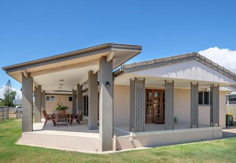 Home At Southside Central - Accommodation Rockhampton 1