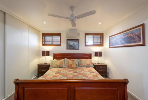Home At Southside Central - Accommodation Rockhampton 5