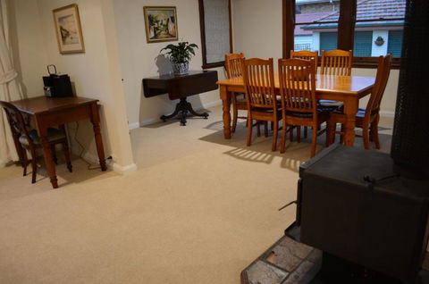 Coolamon On Marsh Armidale - Accommodation Rockhampton 6