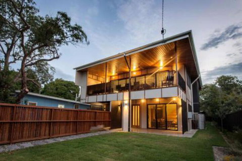 Aqua Time - Accommodation Rockhampton 0