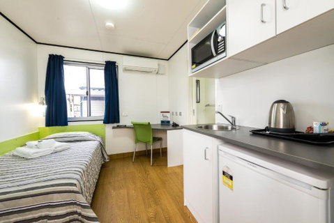 Jolly Swagman Acccommodation Park - Accommodation Rockhampton 2