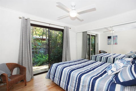 FABULOUS HOLIDAY HIDEAWAY COOLUM BEACH - Accommodation Rockhampton 3