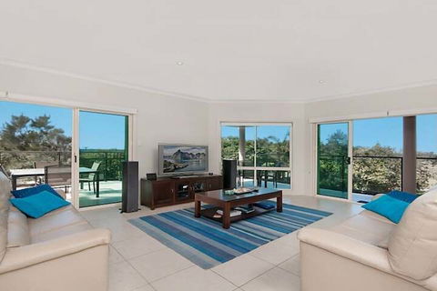 Surfside At Shellys - Accommodation Rockhampton 6