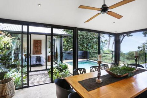 Views To The Horizon - Accommodation Rockhampton 7