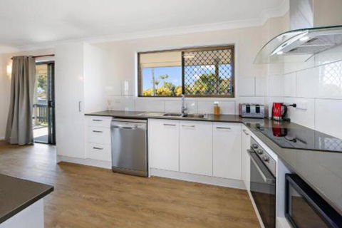 Comfy & Cosy (Upstairs) - Accommodation Rockhampton 6