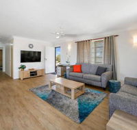 Comfy  Cosy Upstairs - Accommodation Rockhampton