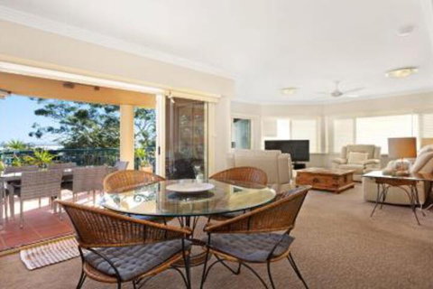 Whitesands 301 Main Beach Location - Accommodation Rockhampton 7