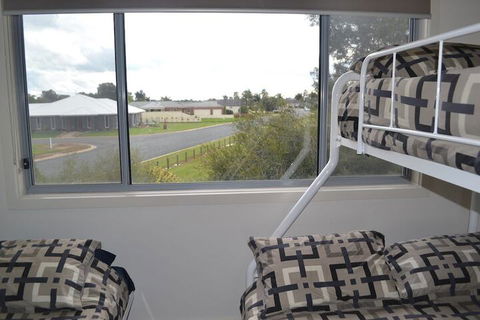 Waterview- Stoneleigh At Yarra - Accommodation Rockhampton 4