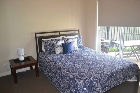 Waterview - 2 Doc Crt - Accommodation Rockhampton 4