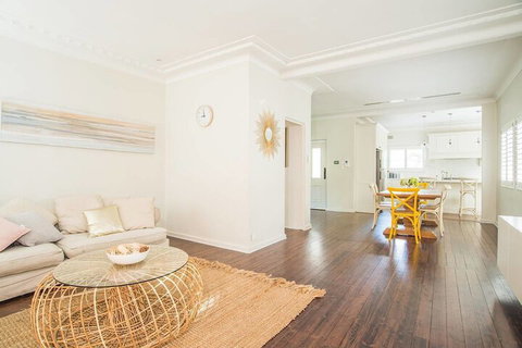 Ultimate Sandringham Beach Front Luxury House - Accommodation Rockhampton 5