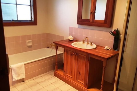 Monterey Bay Of Fires - Accommodation Rockhampton 7
