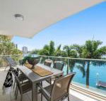 Luxury Waterfront Maroochydore Free Wine Netflix Parking - Accommodation Rockhampton