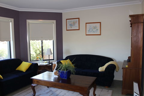 Waterside View - Accommodation Rockhampton 5