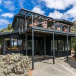 NICHE On NOBLE Ever Changing Vista - Accommodation Rockhampton 0