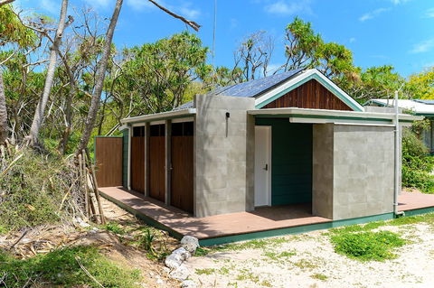 Wilson Island - Accommodation Rockhampton 2