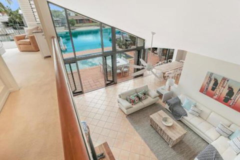 Waterfront Luxury Noosa Heads - Accommodation Rockhampton 0