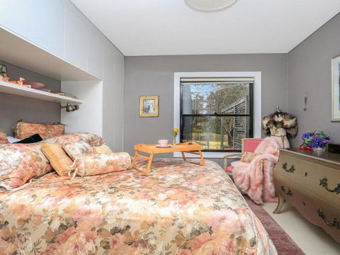 Lovett Quirky Stylish With A Bush Backdrop - Accommodation Rockhampton 3