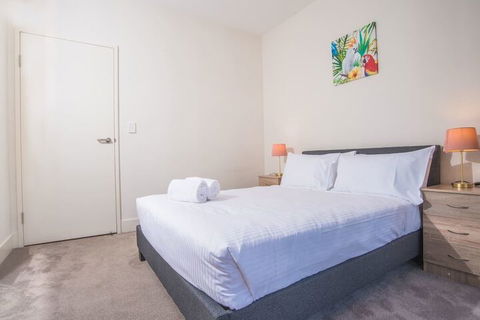 Relaxing Parramatta Apartment With Parking - Accommodation Rockhampton 5