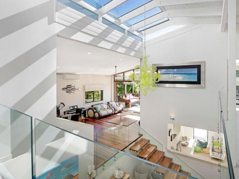 The Lighthouse Noosa Hill - Accommodation Rockhampton 1