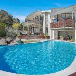 The Lighthouse Noosa Hill - Accommodation Rockhampton 0