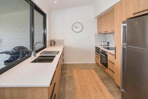 FortyTwo Mini - Accommodation Rockhampton 1