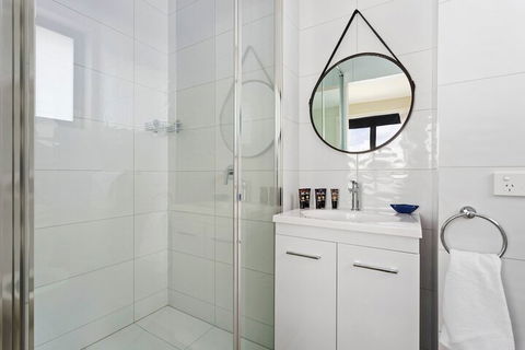 Embracing Evandale - Accommodation Rockhampton 2