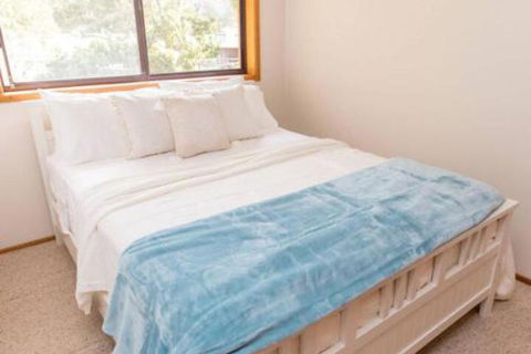 Kookas Nest Waterfront Home Tranquil Setting - Accommodation Rockhampton 7