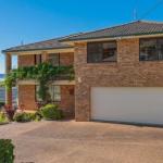 Waves At Caves - Accommodation Rockhampton 0