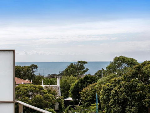 NORTH POINT RETREAT MORNINGTON - Accommodation Rockhampton 1
