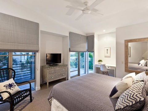 Spacious With Surf Views Sunshine Beach - Accommodation Rockhampton 2